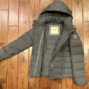 A & F Medium Grey Puffer Coat
